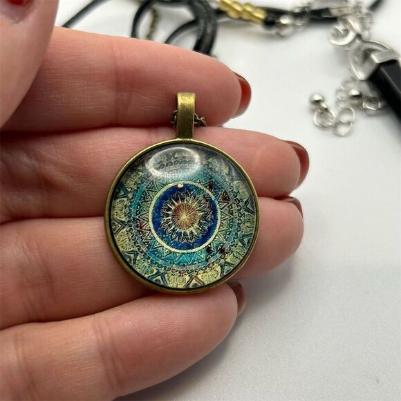 Bohemian Layered Chunky 5-Piece Necklace Set with Gemstone & Evil Eye Pendants - Picture 7 of 10